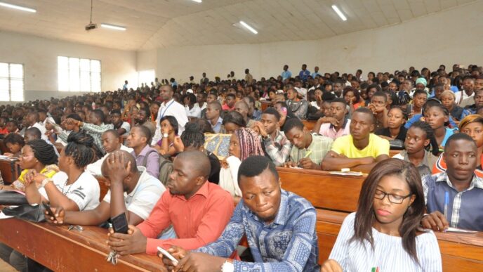 Étudiants de l'université de Yaoundé 2 Soa