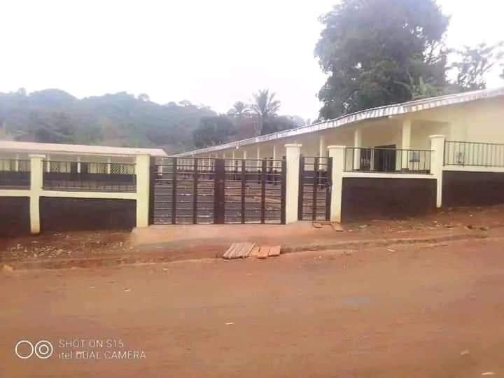 Geremi Djitap construit une école à Batoufam