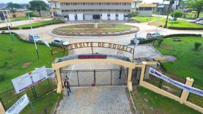 80 enseignants abandonne leur poste à l'université de Douala