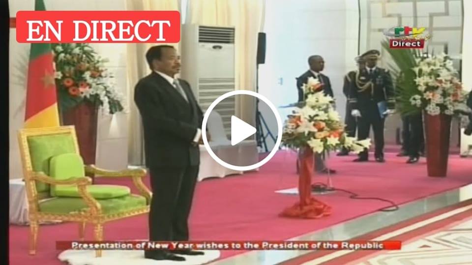 Paul Biya et la chaise