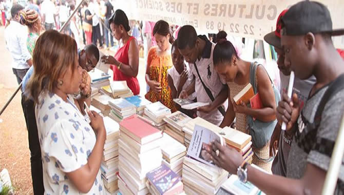 livre festival 670