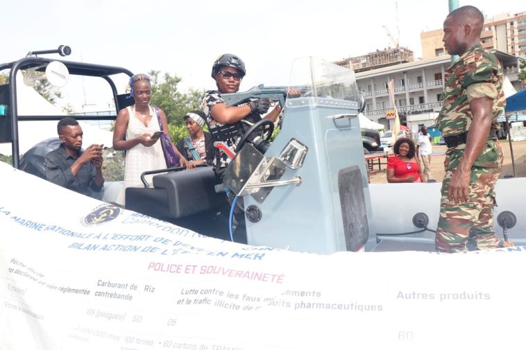 Des militaires au Village de l'Unité à Douala