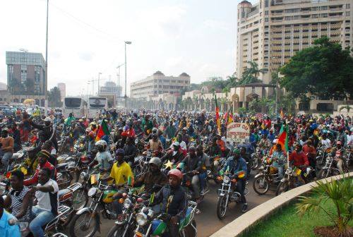 Mototaxis a Douala