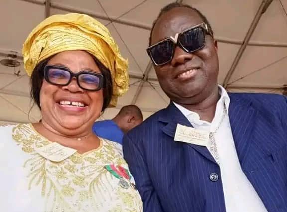 Douala le 20 mai 2024 - Mami Ton et Peti-Pays après avoir été honorés par le Chef de l'Etat - DR