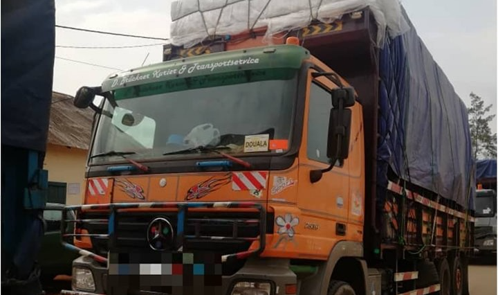 Un des camions saisis à Meyo Centre